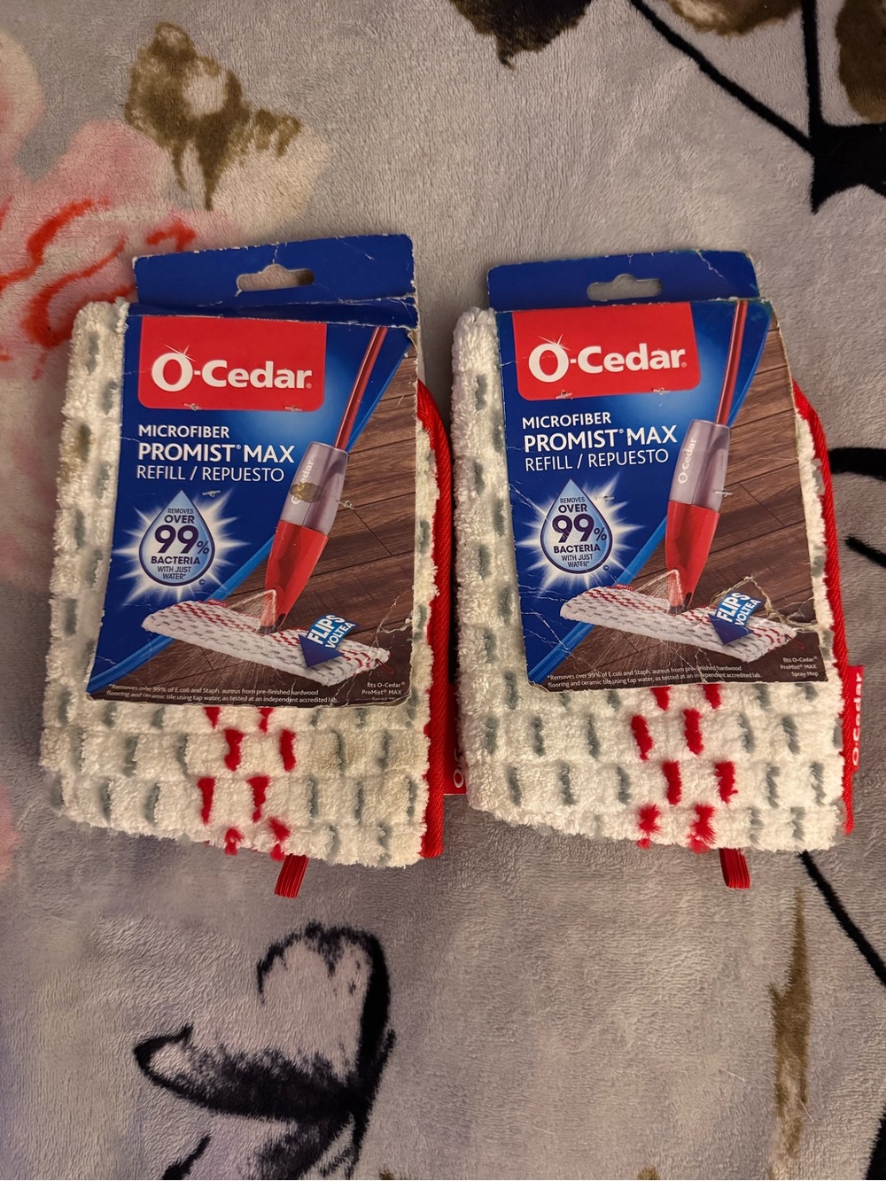 Cleaning mop refill pads O-Cedar